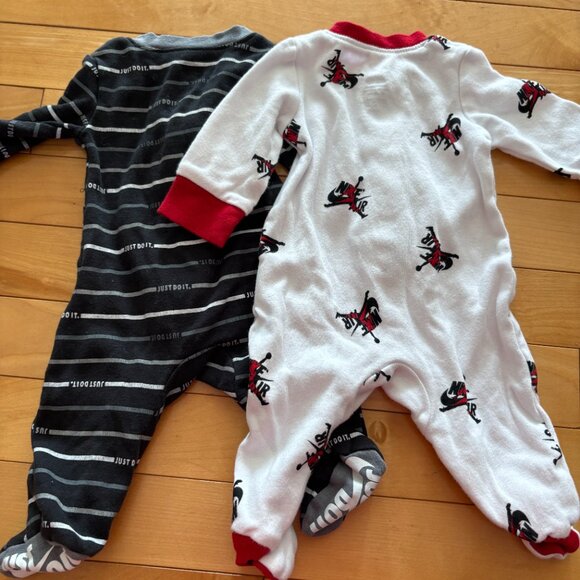 Nike Logo Footed PJs Pajamas Baby Newborn Just do it Air Jordan - Picture 7 of 7